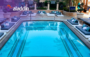 حمامات سباحه انشاء وكيماويات تطهير